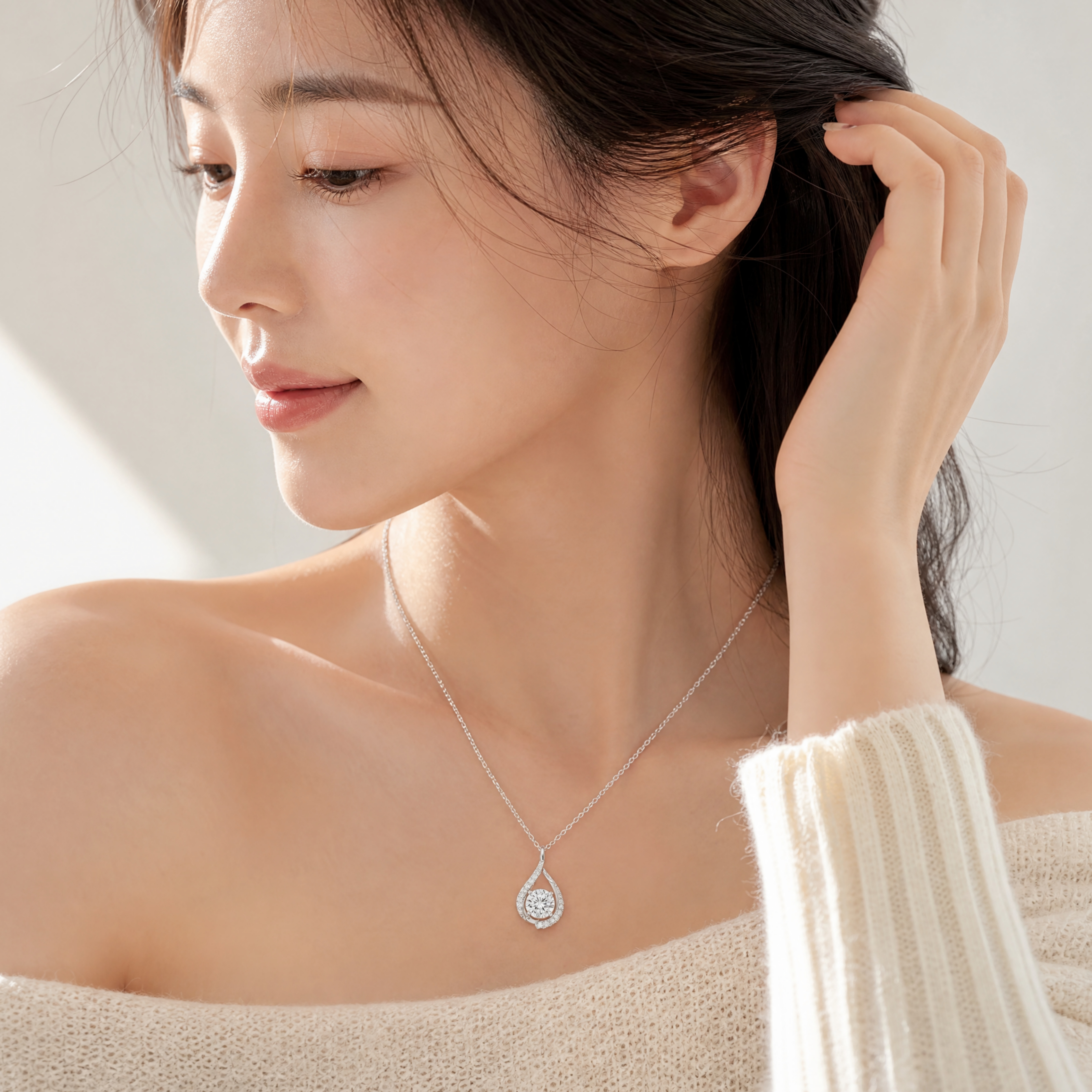 물방울 웨이브 모이사나이트 목걸이